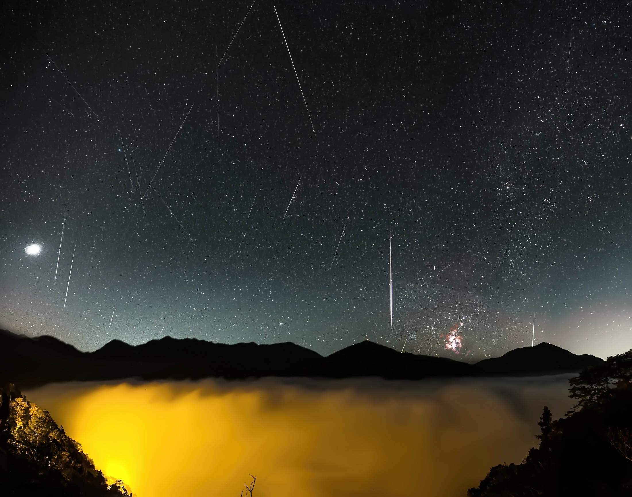 Geminid meteor shower 雙子座流星雨